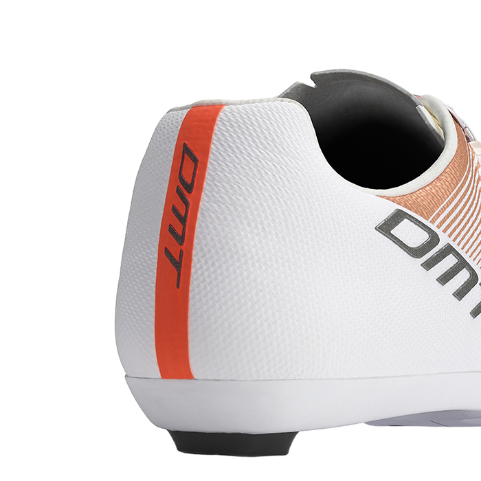 新品)DMT (ディーエムティー) KR0 EVO ホワイト/ブロンズ 39 新品)DMT (ディーエムティー) KR0 EVO ホワイト/ブロンズ 39