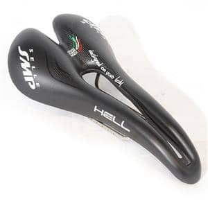 パーツセラ エスエムピーSELLE SMP ヘル　Hell サドル　ブラックほぼ未使用