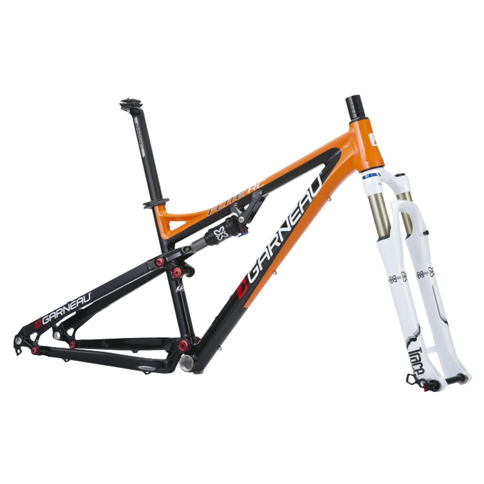 GARNEAU ガノー　sizeＭ ガノー GARNEAU ジェニックス GENNIX E1 2016年モデル Sサイズ