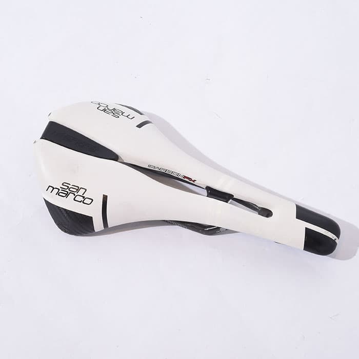 (中古)selle san marco (セラ サンマルコ) Mantra Carbon FX マントラ  サドル（商品ID：3717005718515）詳細ページ | 自転車買取クラウンギアーズ｜ロードバイク・スポーツ自転車買取