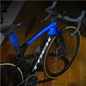 2020モデル MADONE SLR 9 PROJECTONE RED AXS 12S 50サイズ（161-170cm）ロードバイク