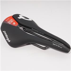 NAGO R4 PAS NACK 147 INEOS Grenadiers サドル【限定モデル】