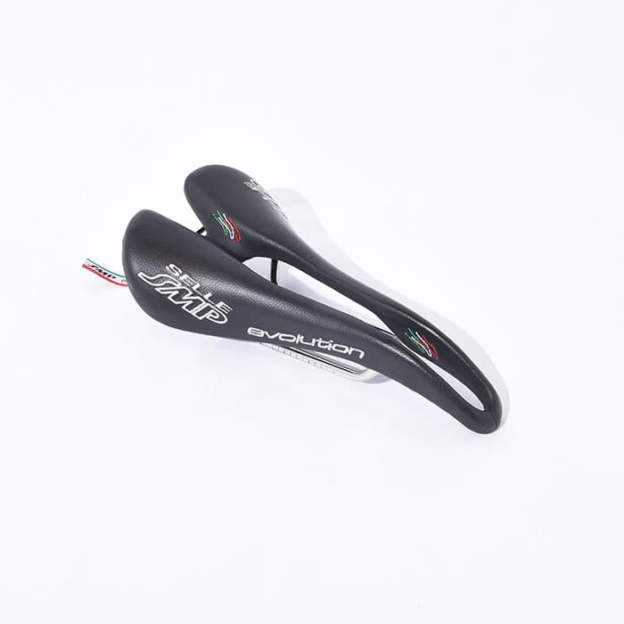 Amazon | SELLE SMP(セラSMP) エボリューション サドル ブラック | SELLE SMP(セラSMP) | サドル