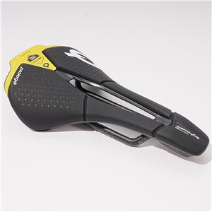 SCRATCH M5 PAS NACK 140 Visma Lease a Bike サドル【限定モデル】