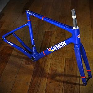 Cinelli (チネリ) 【未使用品】2024モデル PRESSURE ADR DISC Mサイズ（177-184cm）フレームセット メイン