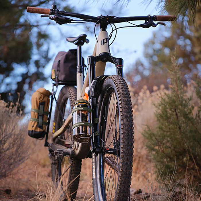 新品)Old Man Mountain (オールドマンマウンテン) Axle Pack