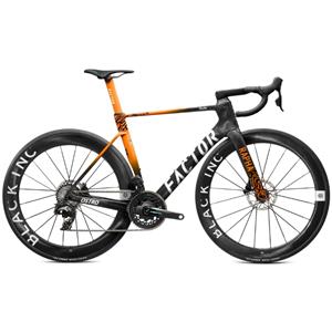 OSTRO VAM 2.0 2025 TEAM AMANI EDITION FORCE AXS(パワーメーター付) ロードバイク【受注発注：2～3か月予定】